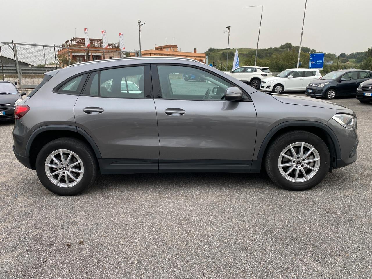 Mercedes-benz GLA 180 GLA 180 d Automatic Business