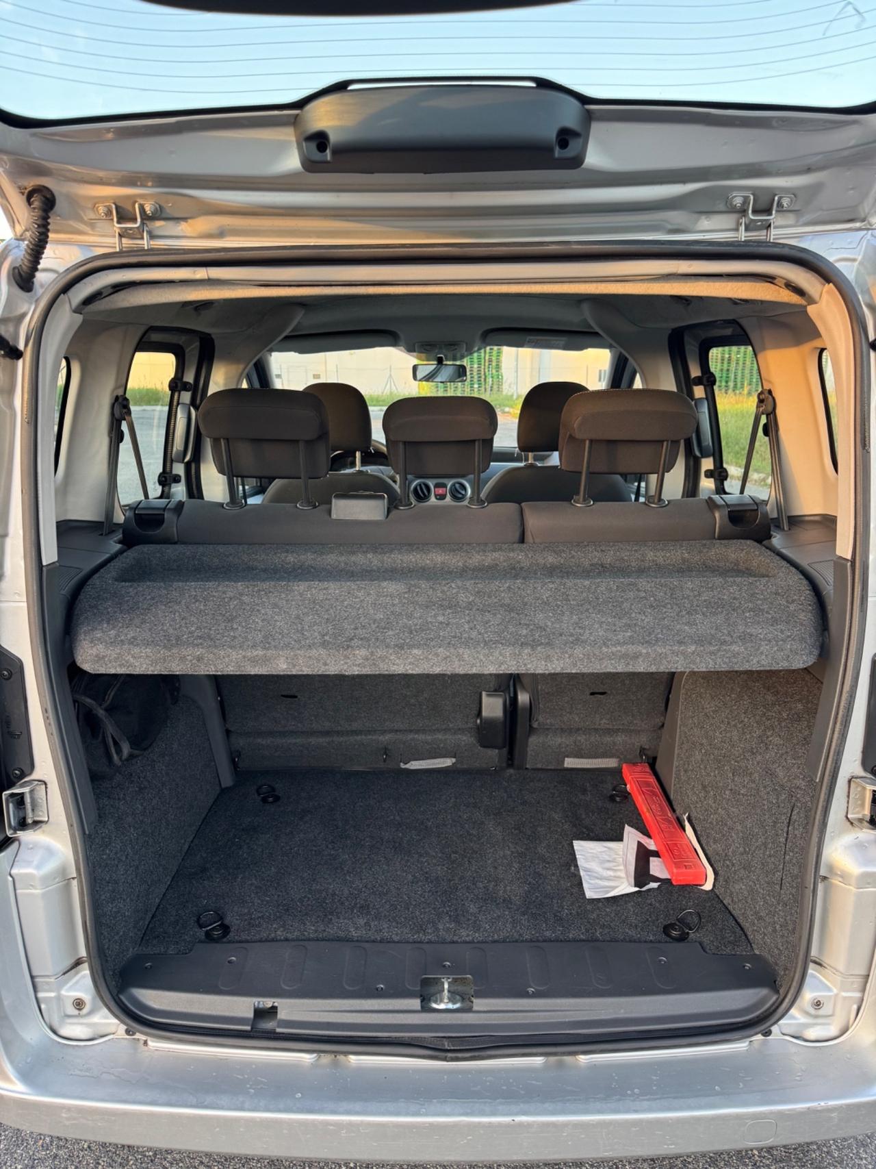 Fiat Fiorino 1.3 MJT 75CV Combi Semivetrato SX