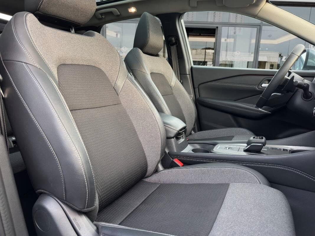 Nissan Qashqai 1.3 mhev N-Connecta 158cv Con Tetto Panoramico