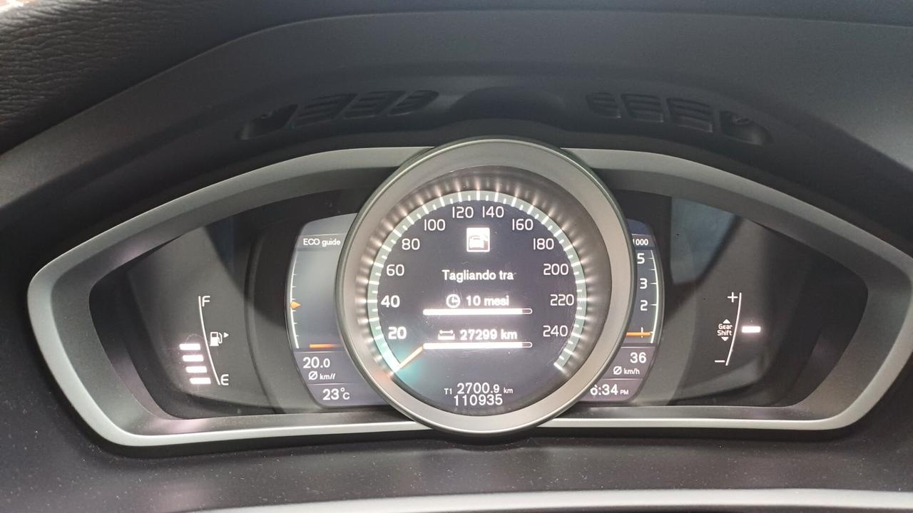 Volvo V40 D2 R-design Euro6 Ok Neopatentati
