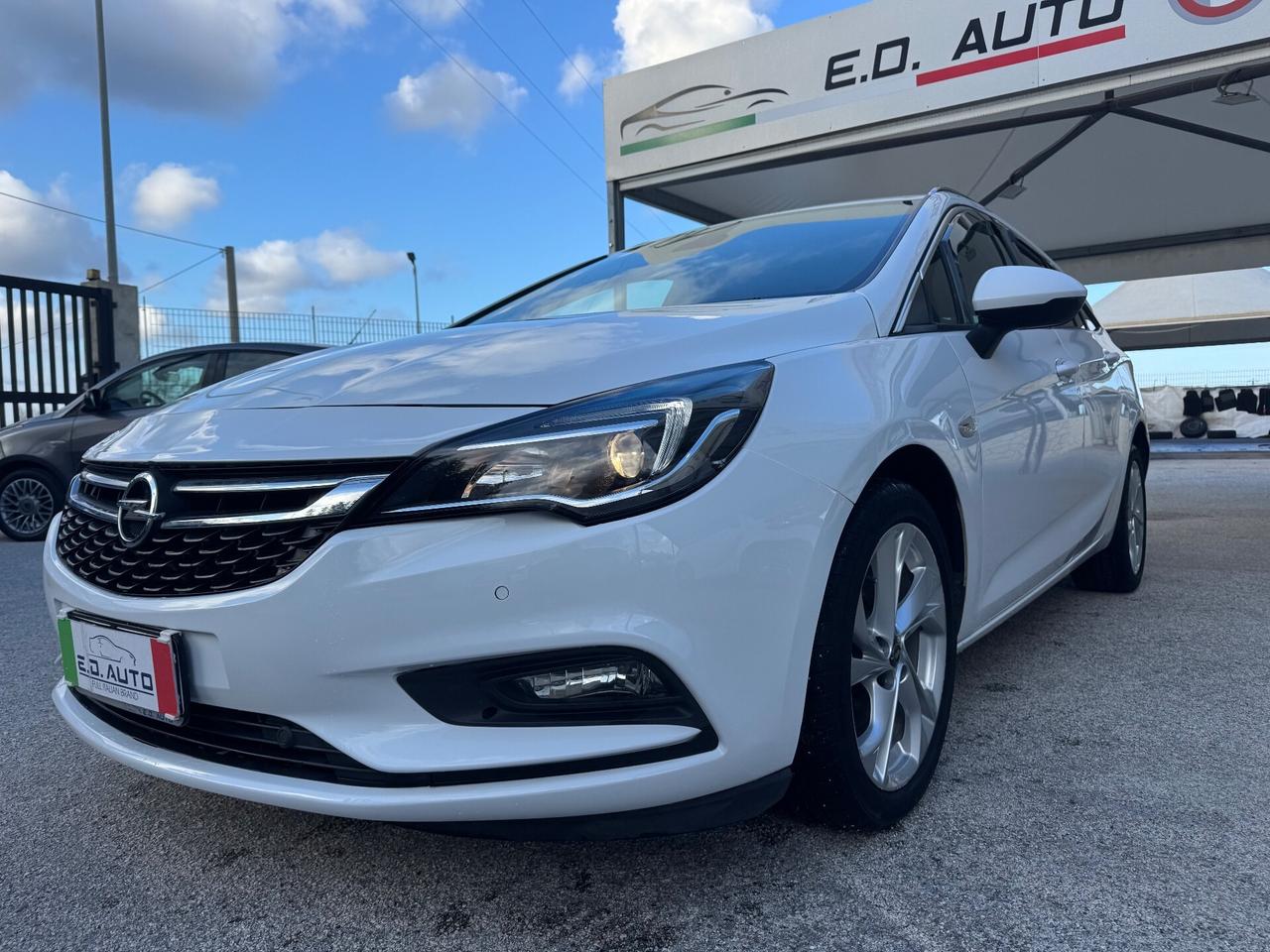 OPEL ASTRA SPORTS TOURER 136 cv FULL PROMO