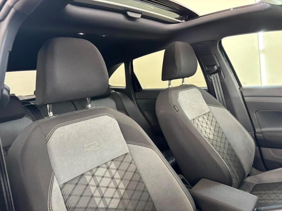 Volkswagen Taigo 1.0 TSI 110 CV R-Line