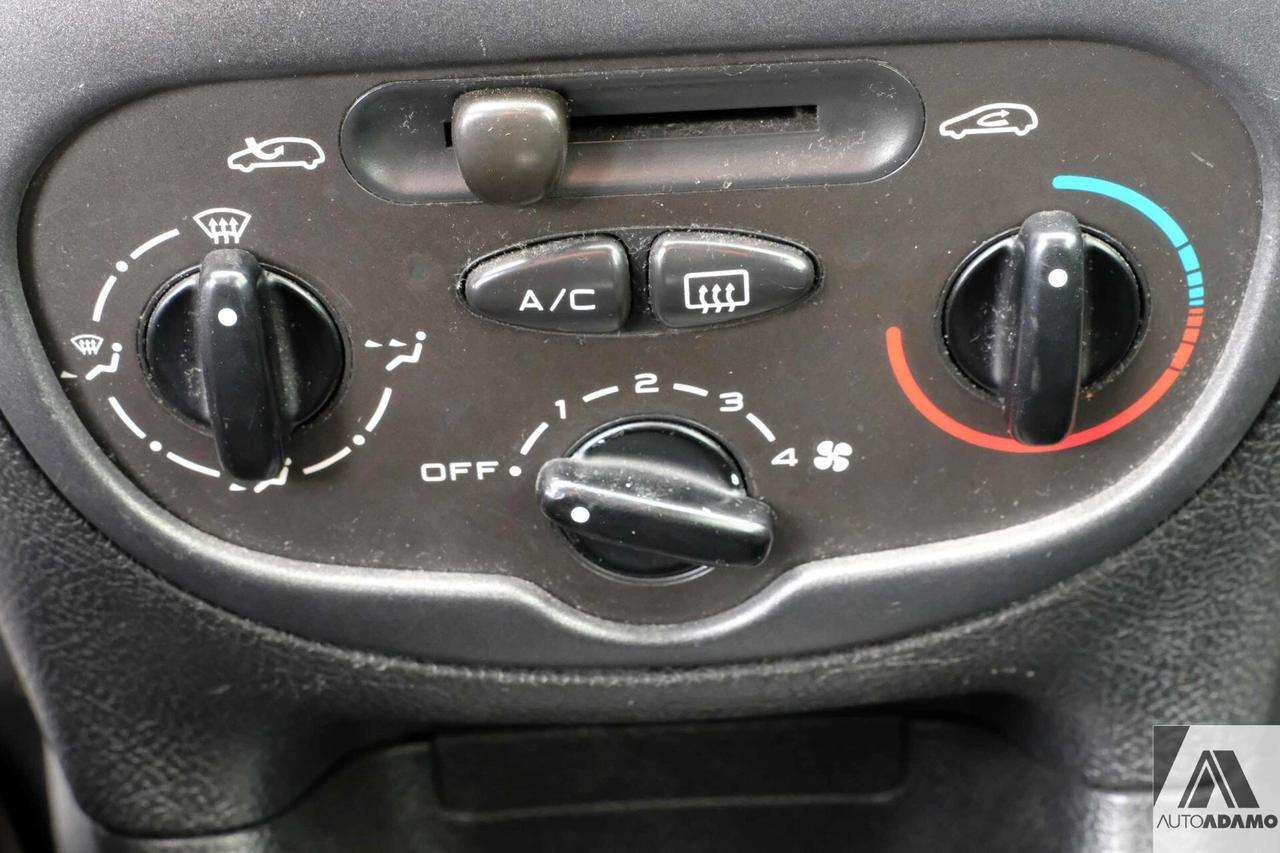 Peugeot 206 2.0 HDi 3P