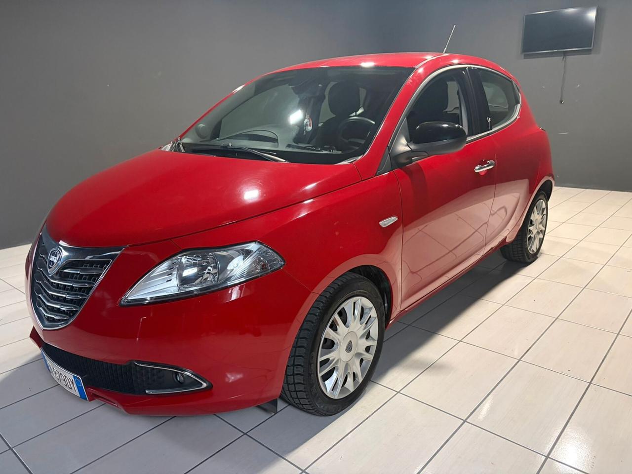 LANCIA YPSILON DEL 2012 900 BENZINA 30.000 KM