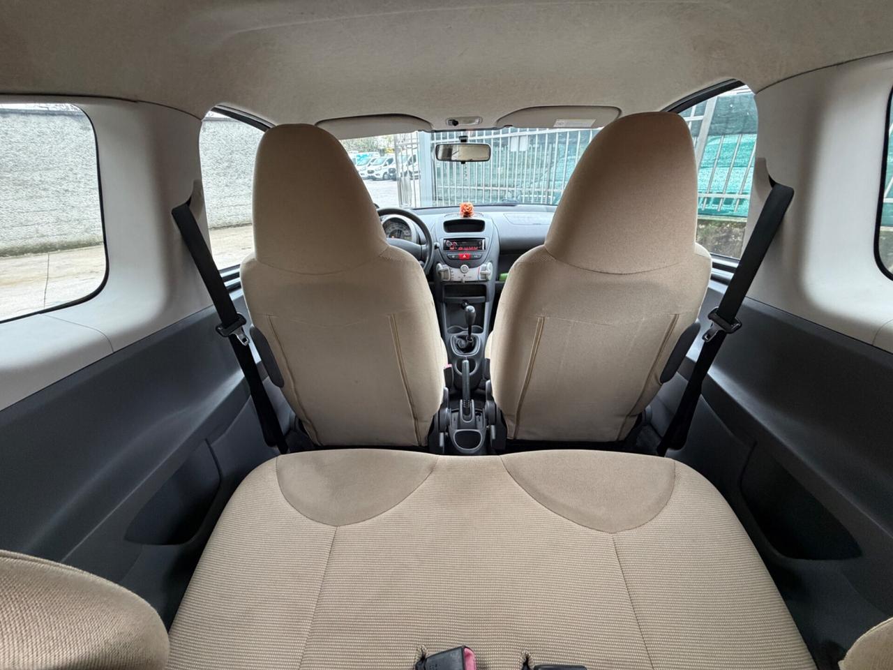 Peugeot 107 1.0 benzina euro4 68CV neopatentati