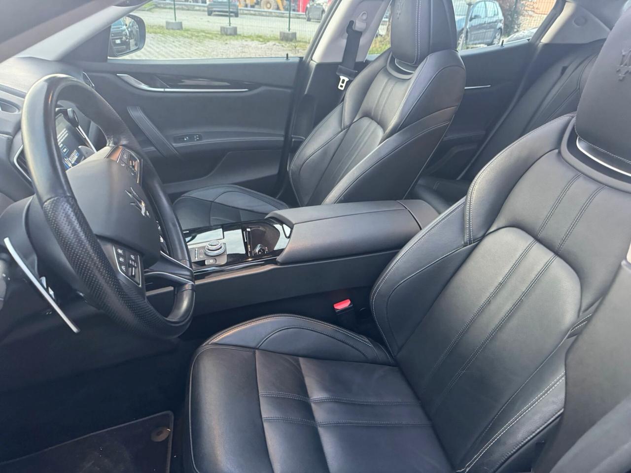 Maserati Ghibli V6 Diesel 275 CV Gransport