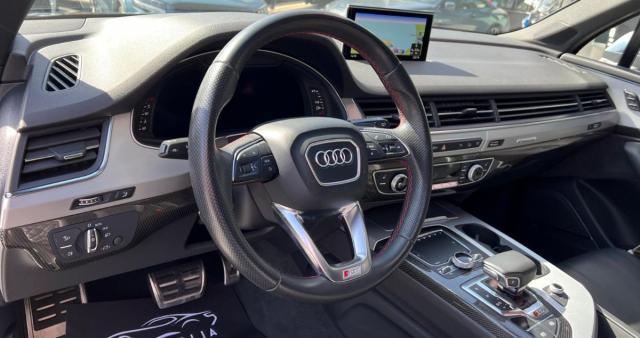 AUDI - SQ7 4.0 V8 TDI quattro tiptronic