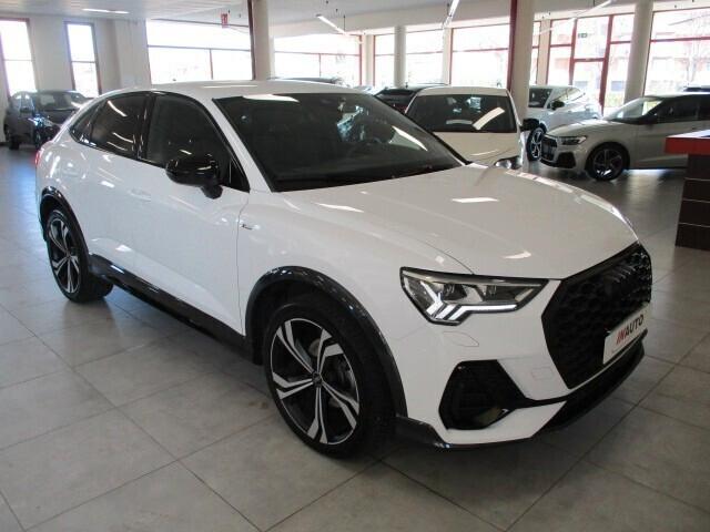 Audi Q3 SPB 35 TDI S tronic Identity Black