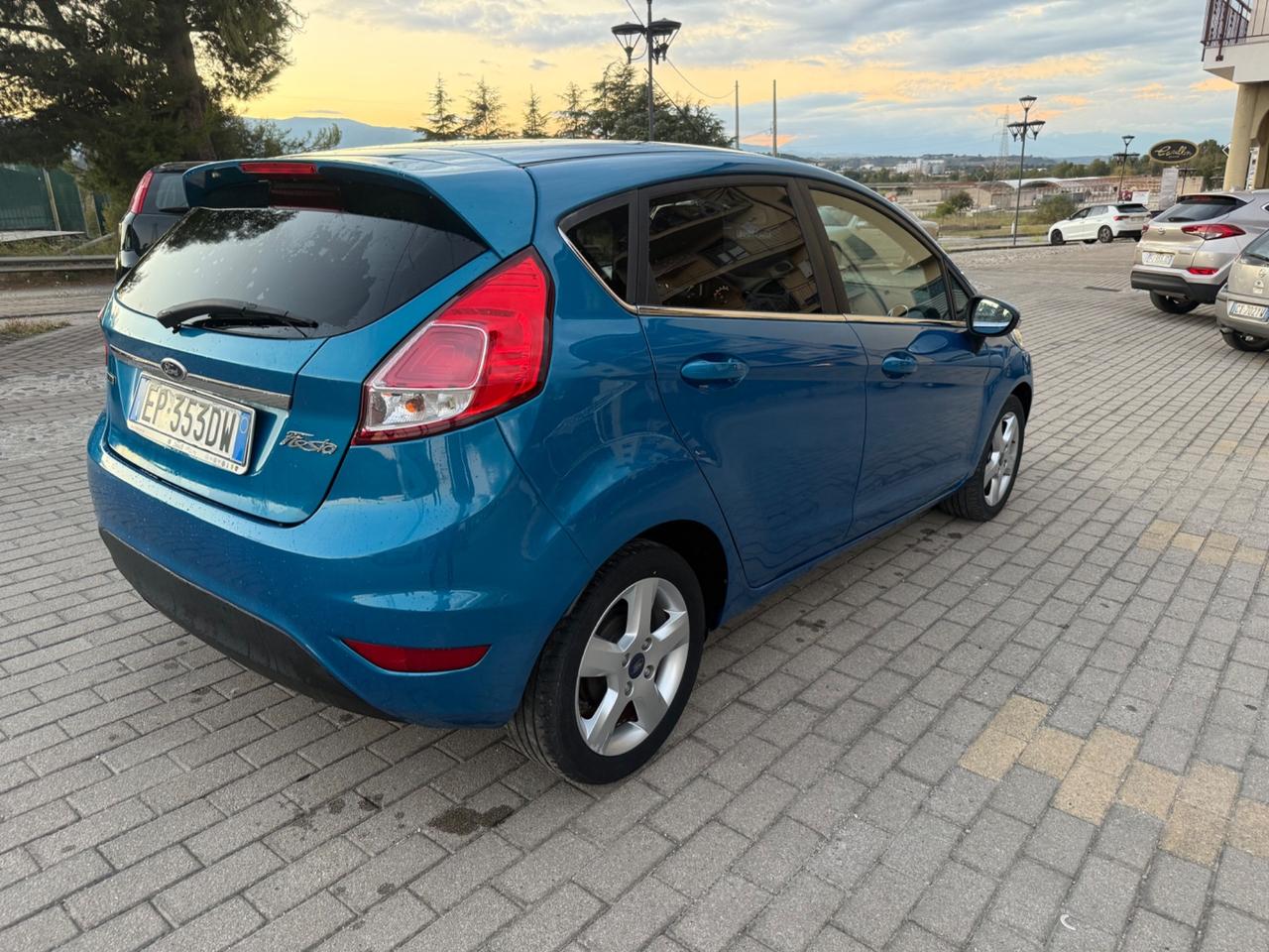 Ford Fiesta 1.5 TDCi 75CV 5 porte Titanium garanzia