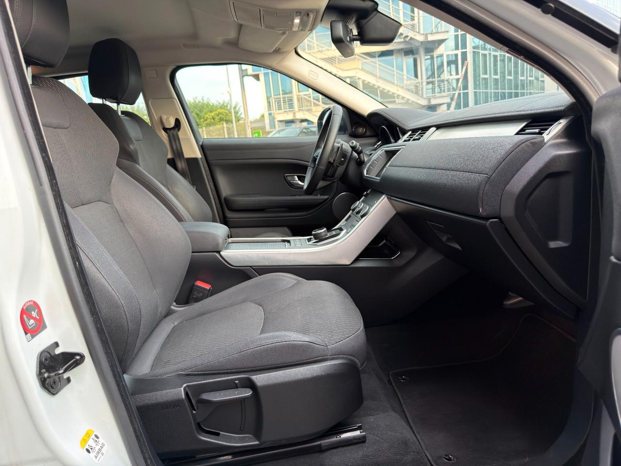 Land Rover Range Evoque 2.0 TD4 150 CV 5p. SE
