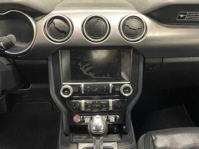 FORD Mustang CONVERTIBLE 5.0 V8 TIVCT AUT. GT