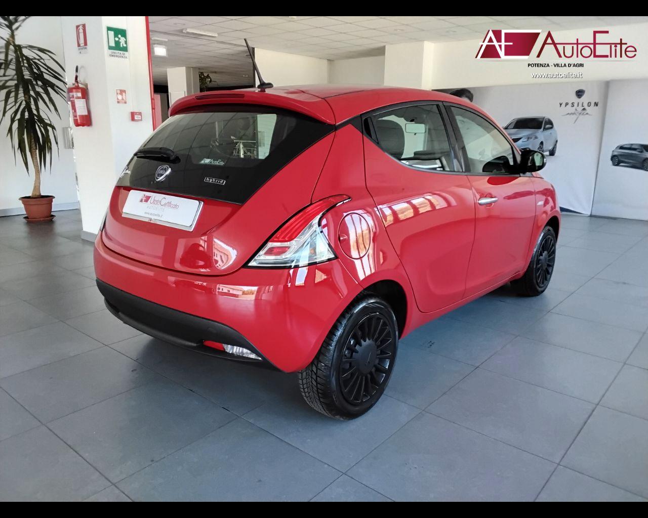 LANCIA Ypsilon 1.0 FireFly 5 porte S&S Hybrid Ecochic Silver