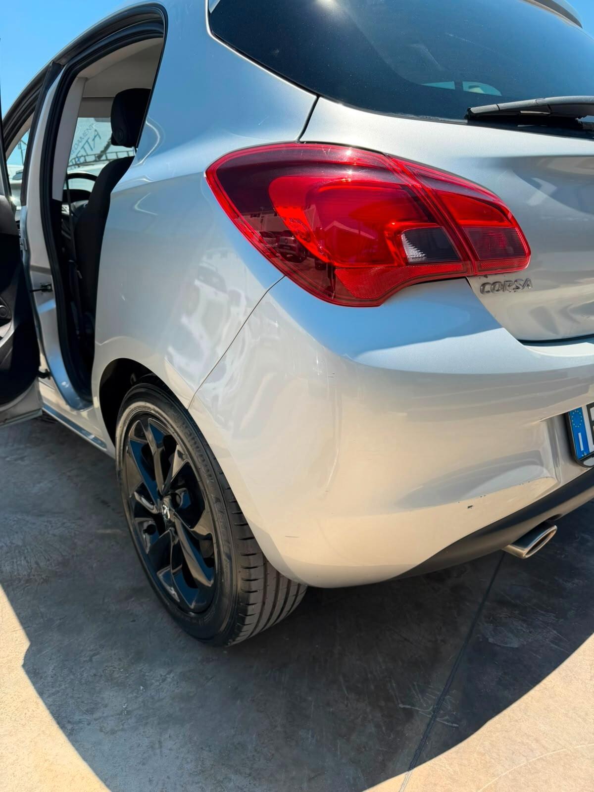 Opel Corsa 1.4 90CV GPL Tech 5 porte Innovation