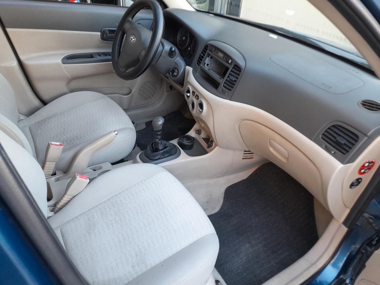 Hyundai Accent 1.4 4p. Style