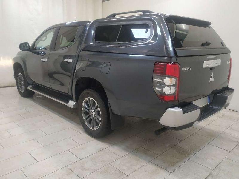 Mitsubishi L200 d.cab 2.3d Intense 4wd 150cv auto