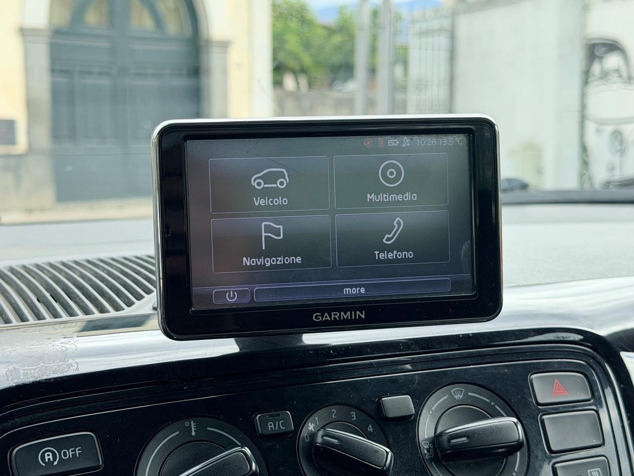 Volkswagen up! 1.0 5p. Metano