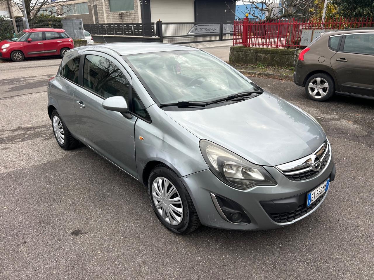 Opel Corsa 1.3 Diesel 75cv euro5