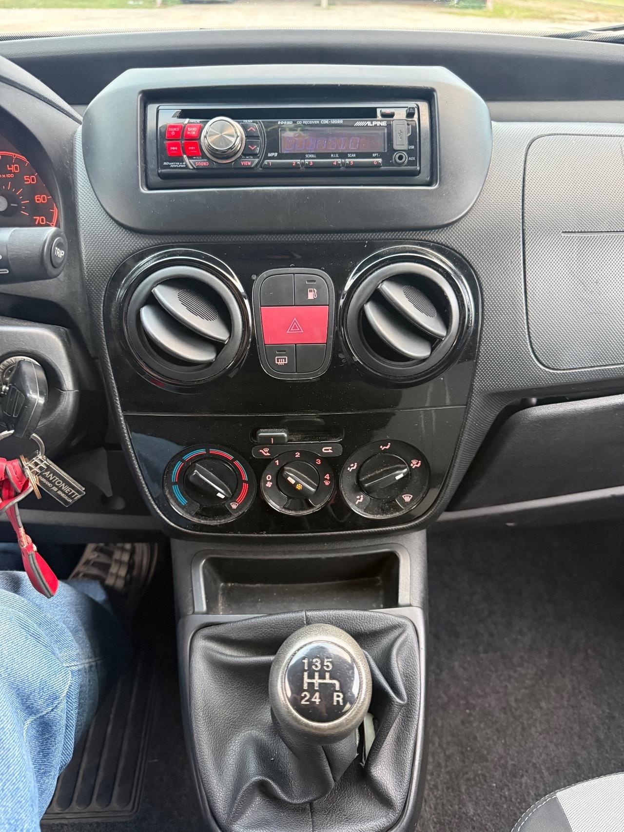 Fiat Qubo 5posti 1.4 Natural Power NEOPATENTATI