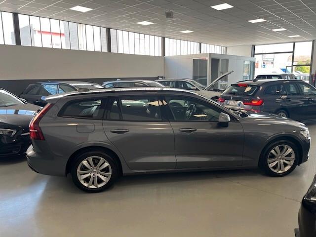 Volvo V60 B4 (d) Geartronic Momentum Business