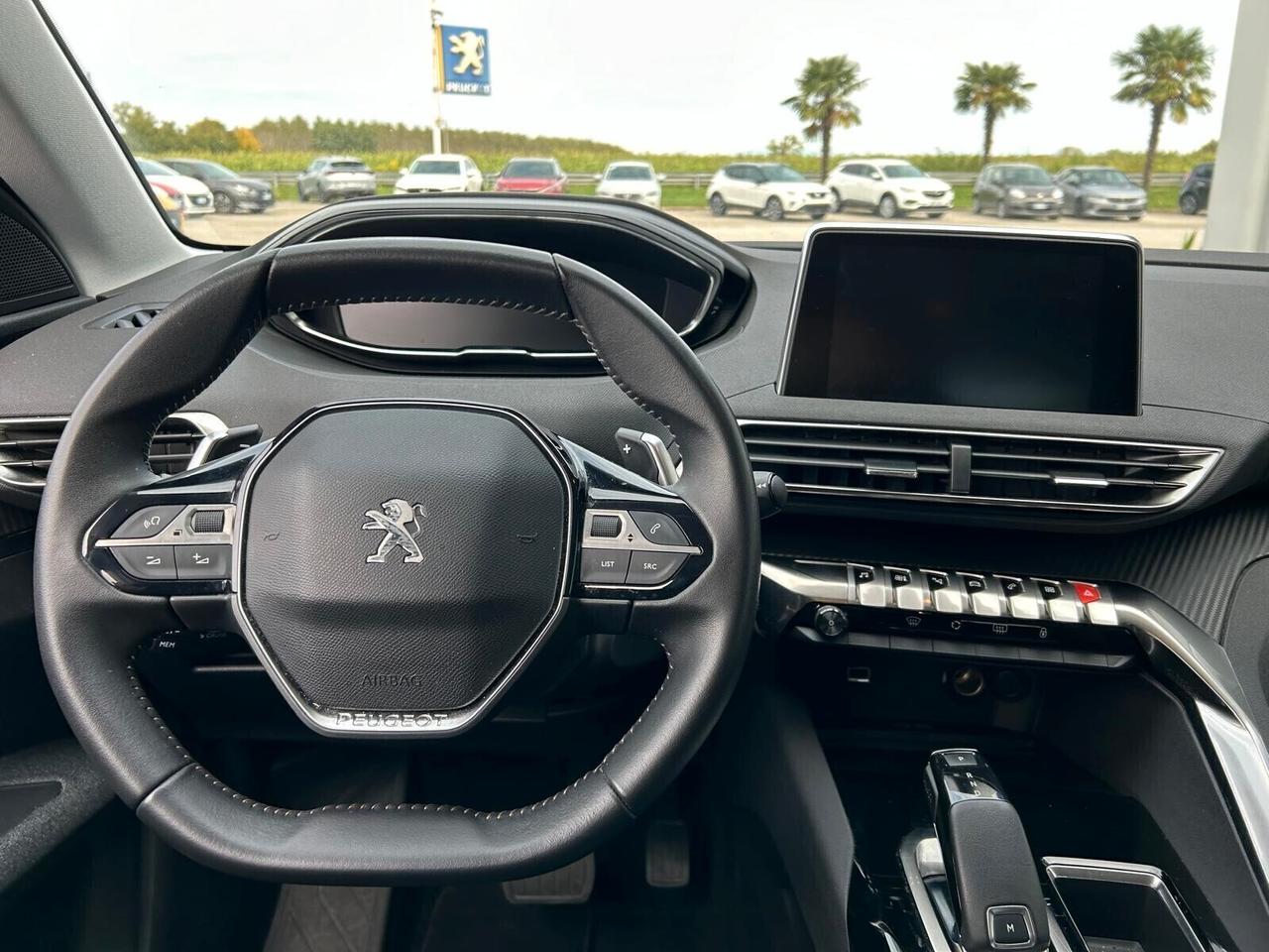 Peugeot 3008 BUSINESS BlueHDi 130 EAT8