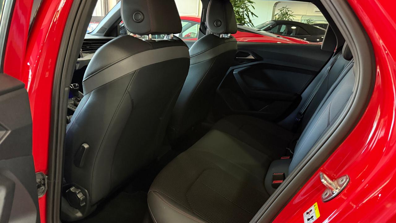 Audi A1 SPB 40 TFSI S tronic Identity Black