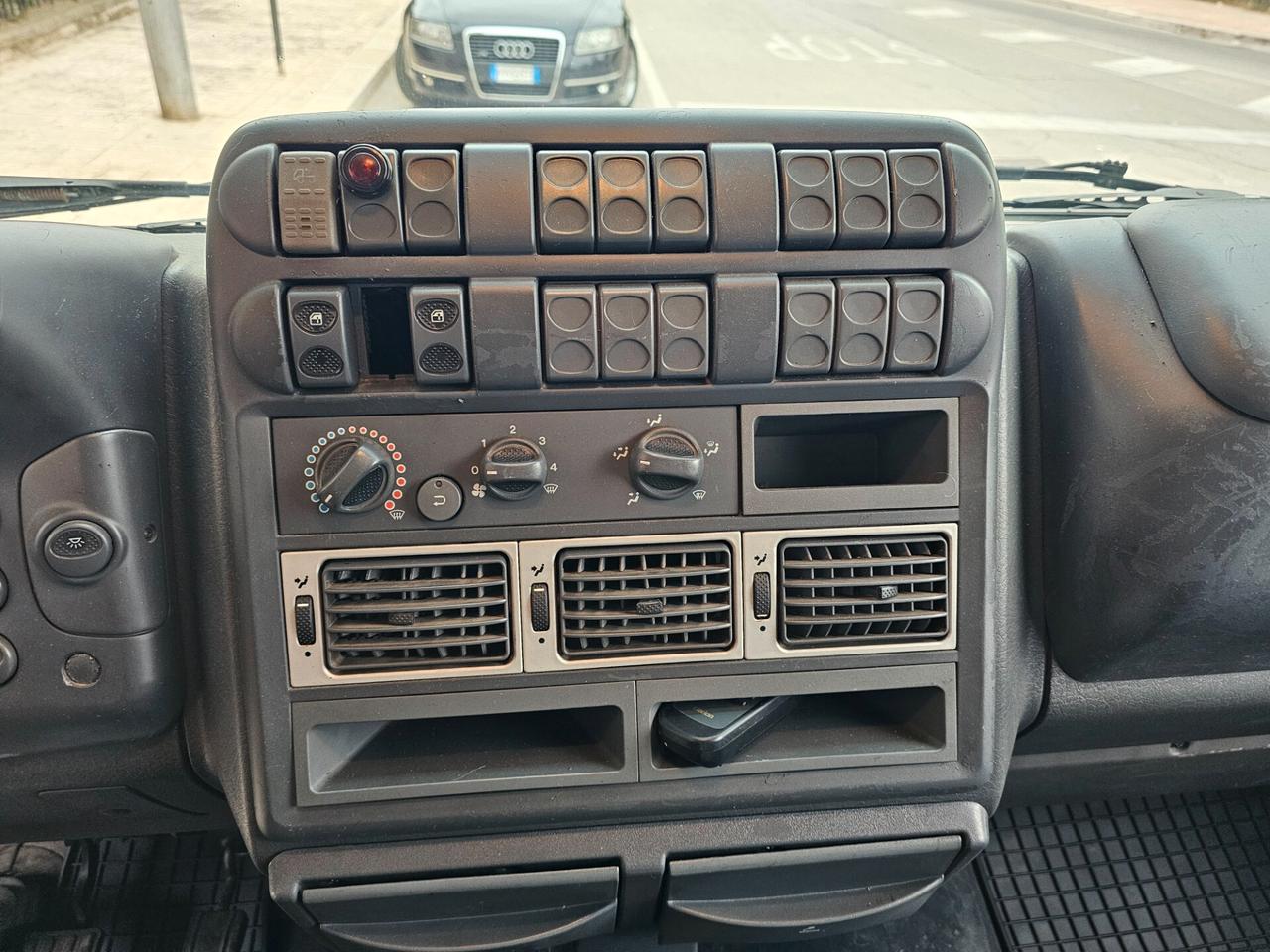 IVECO 75.13 ANNO 2004 TELAIO PII PEDANA