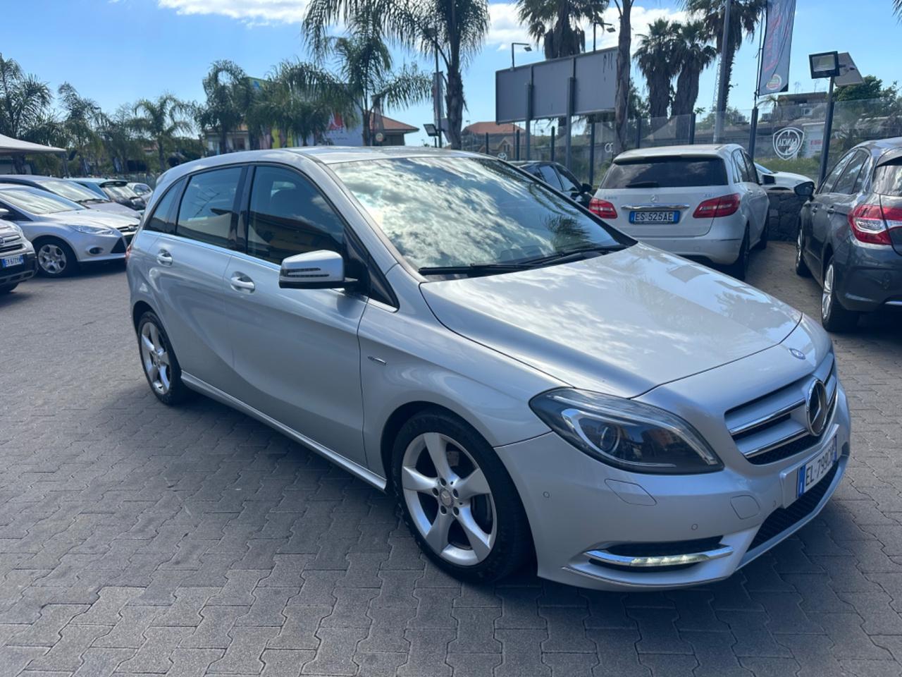 Mercedes-benz B 200 CDI Premium