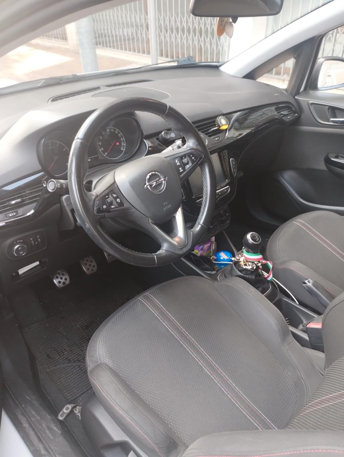 Opel Corsa 1.2 5 porte Innovation