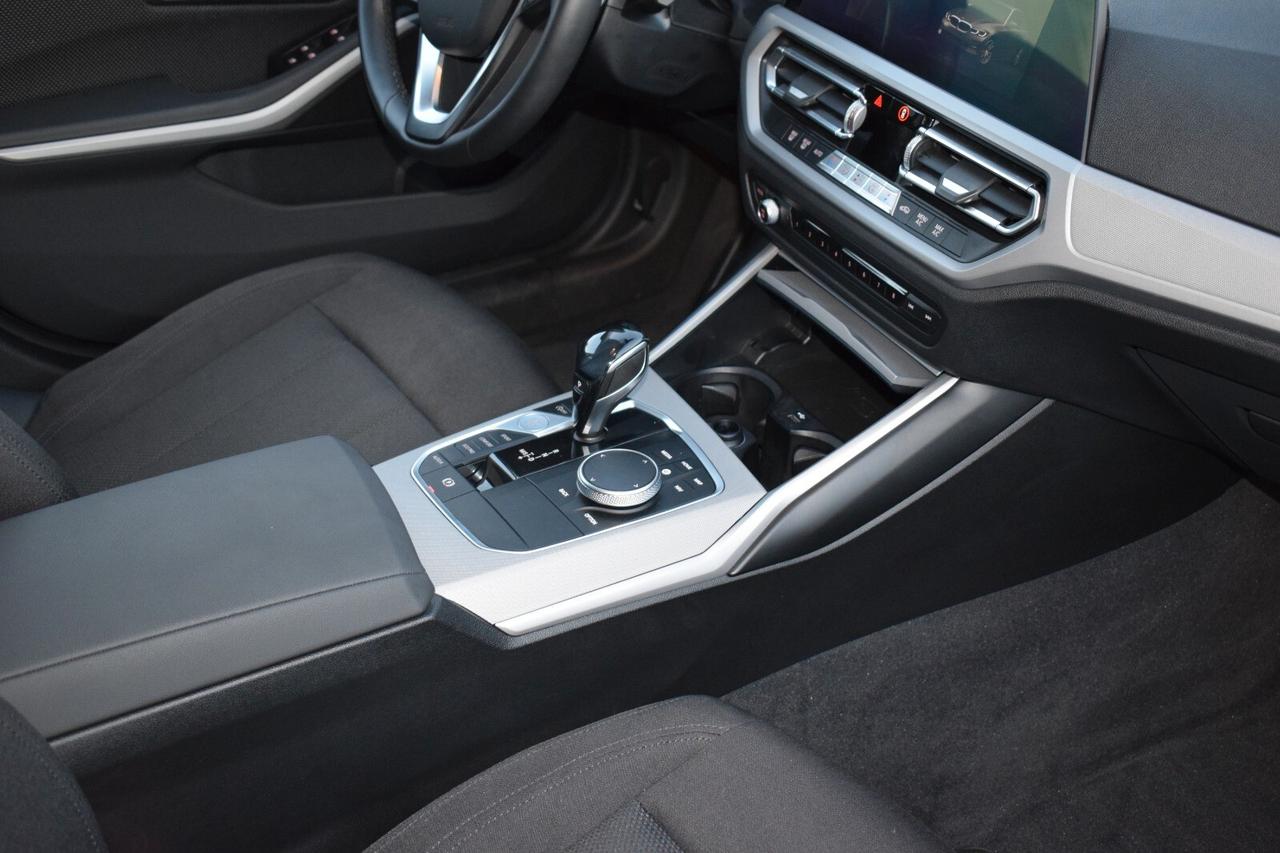 Bmw 320 320d xDrive Touring Msport