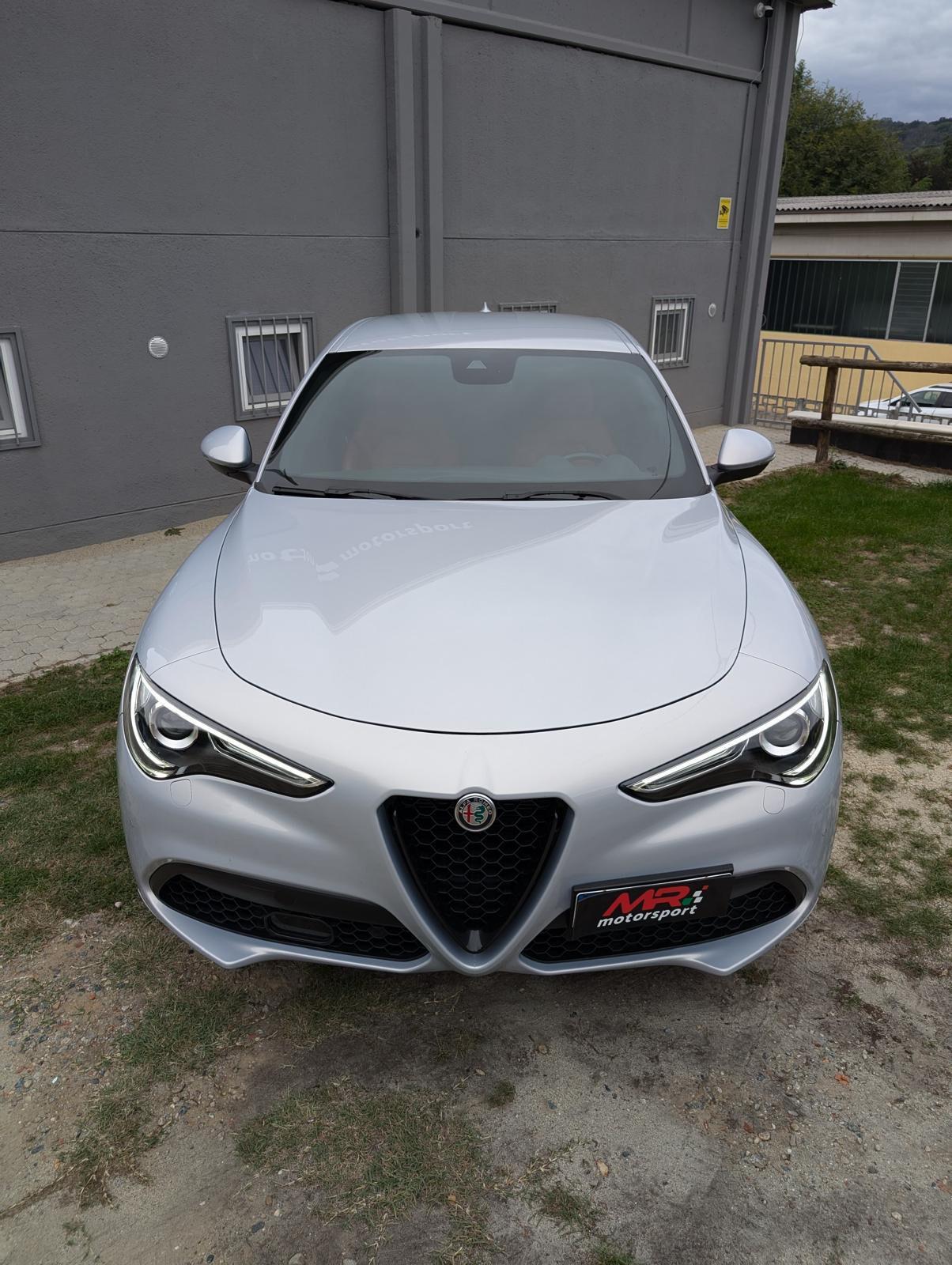 Alfa Romeo Stelvio 2.0 Turbo 280 CV AT8 Q4 Veloce