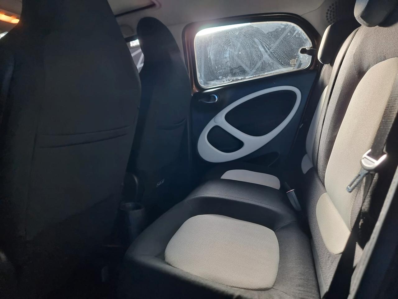 Smart ForFour 70 1.0 twinamic Passion NEOPATENTATI