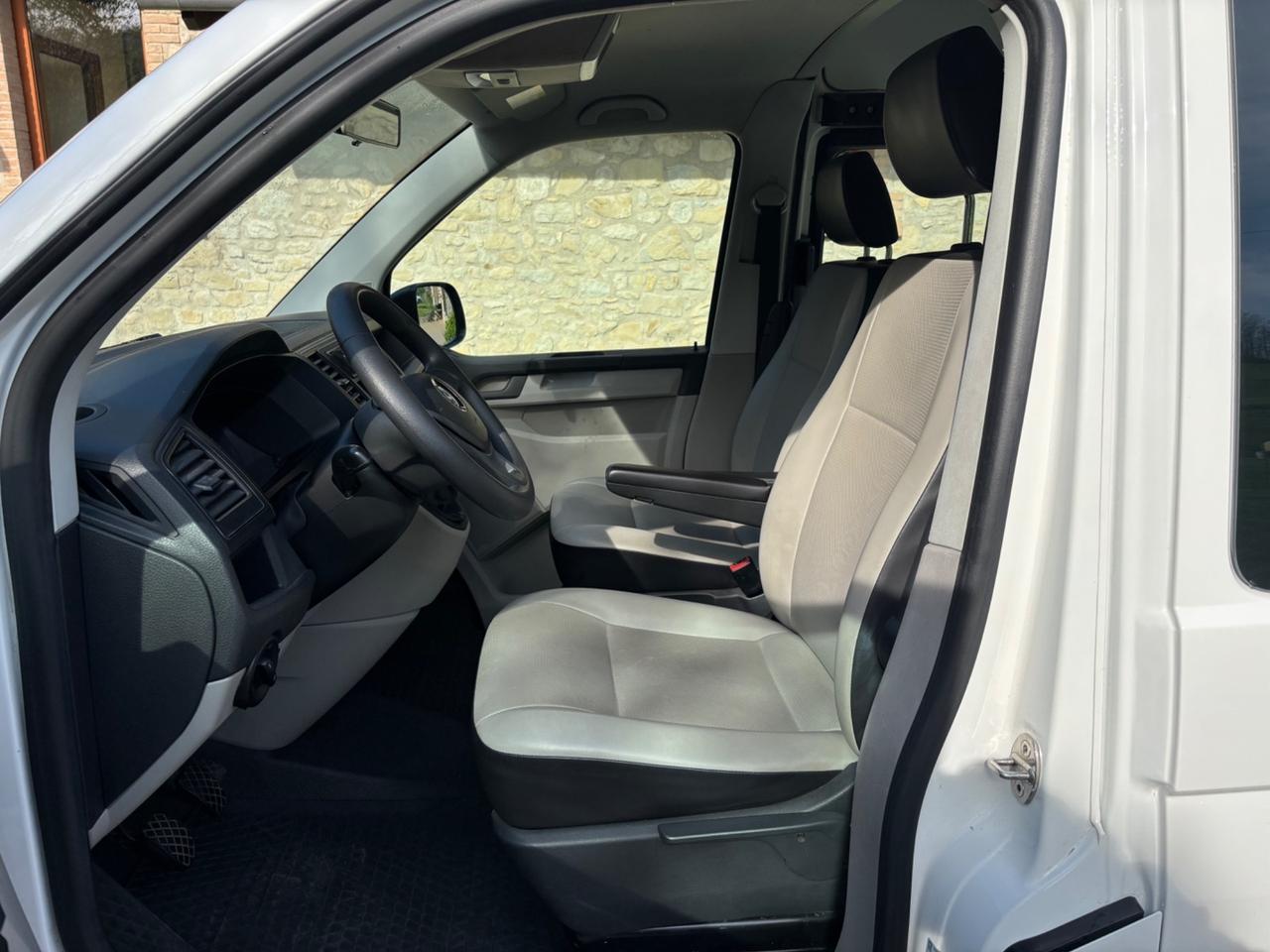 Volkswagen Transporter 2.0 TDI 150CV 4Motion vetrato