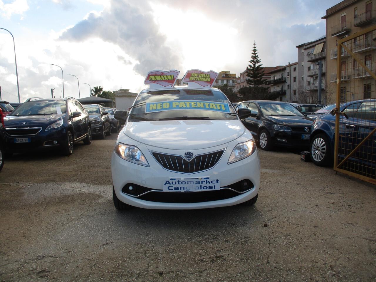 Lancia Ypsilon 1.0 FireFly 5 porte S&S Hybrid 2023