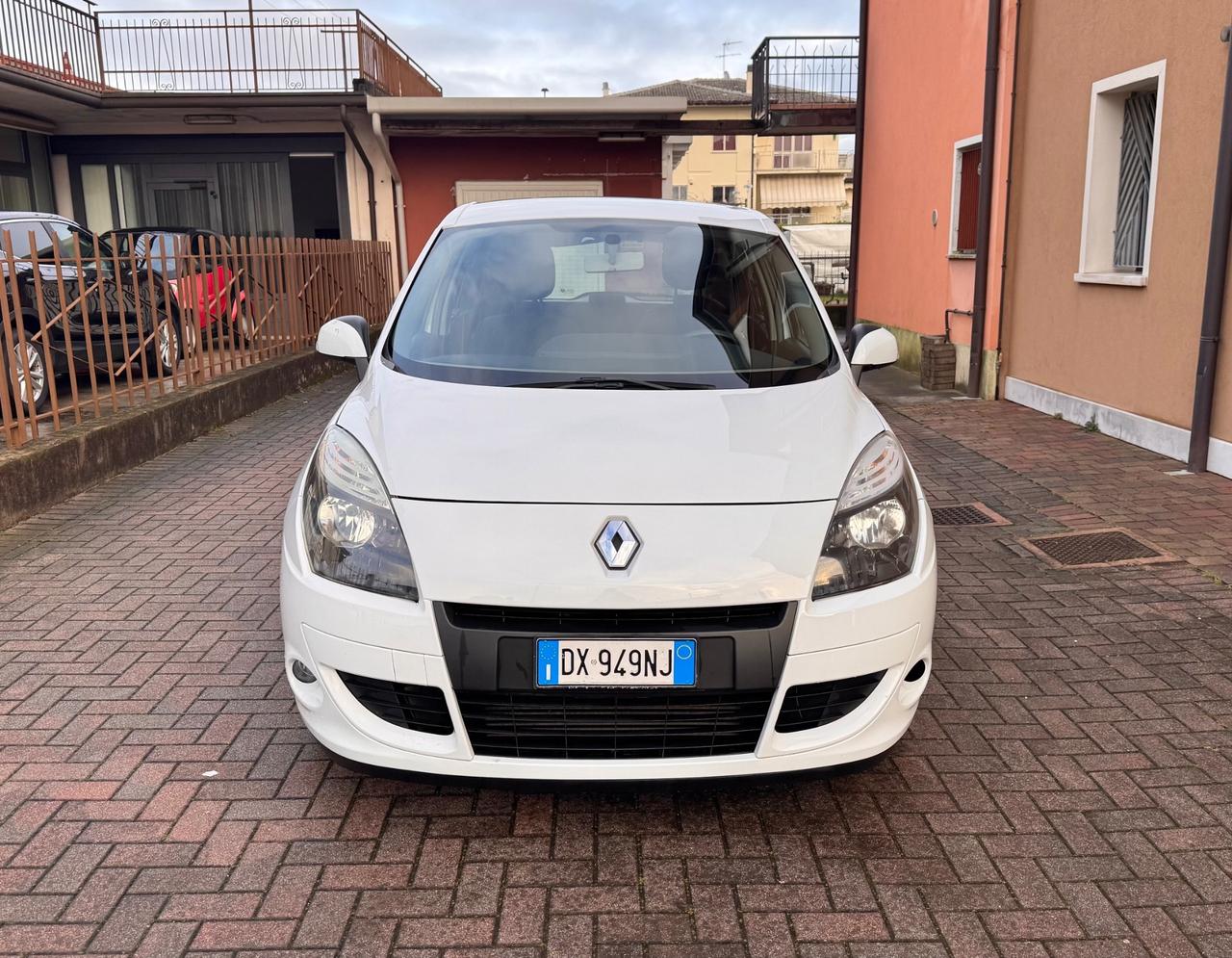 Renault Scenic Scénic X-Mod 1.5 dCi 105CV Ok Neopatentati