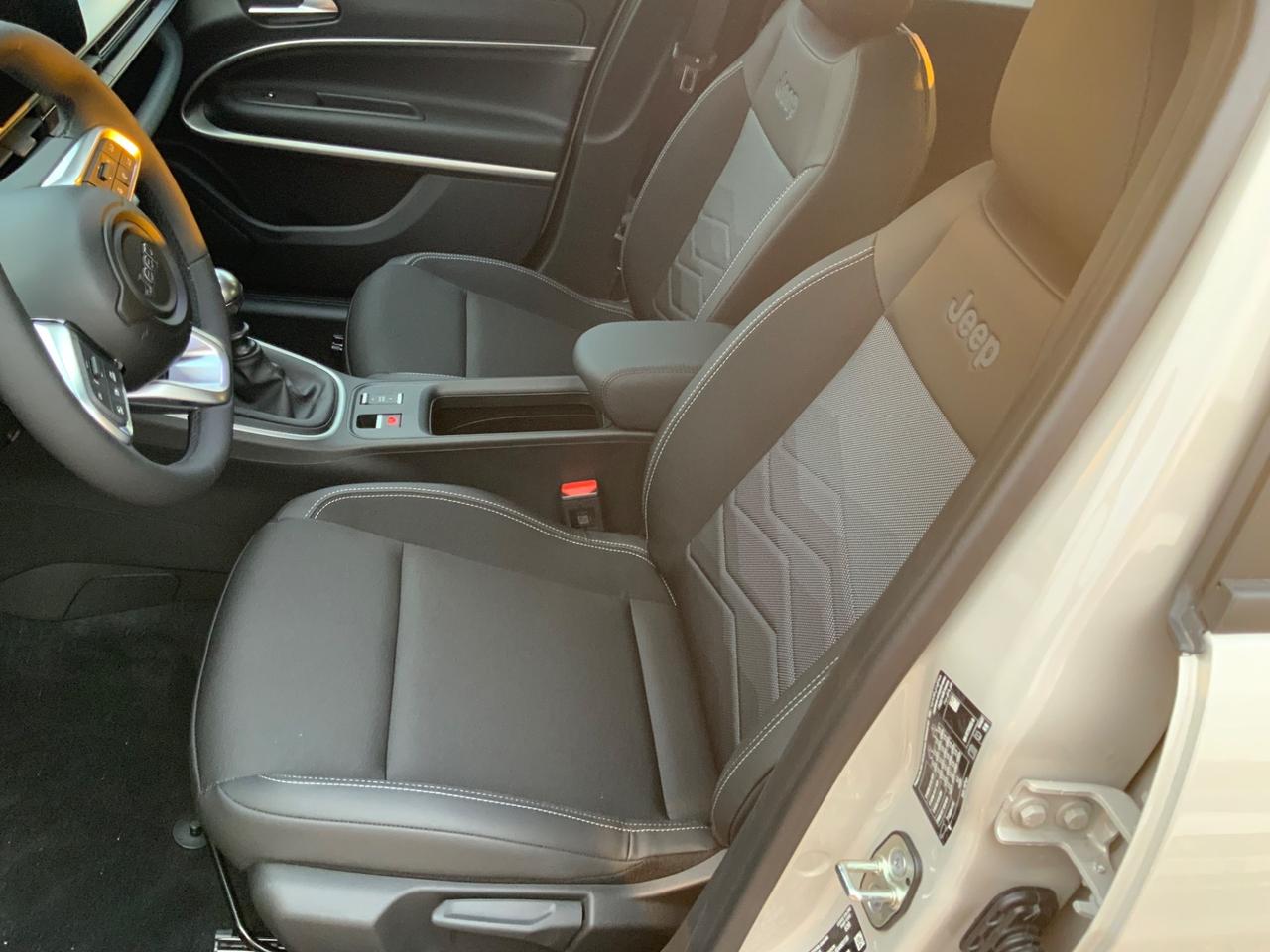 Jeep Avenger 1.2 Turbo 100 CV Summit