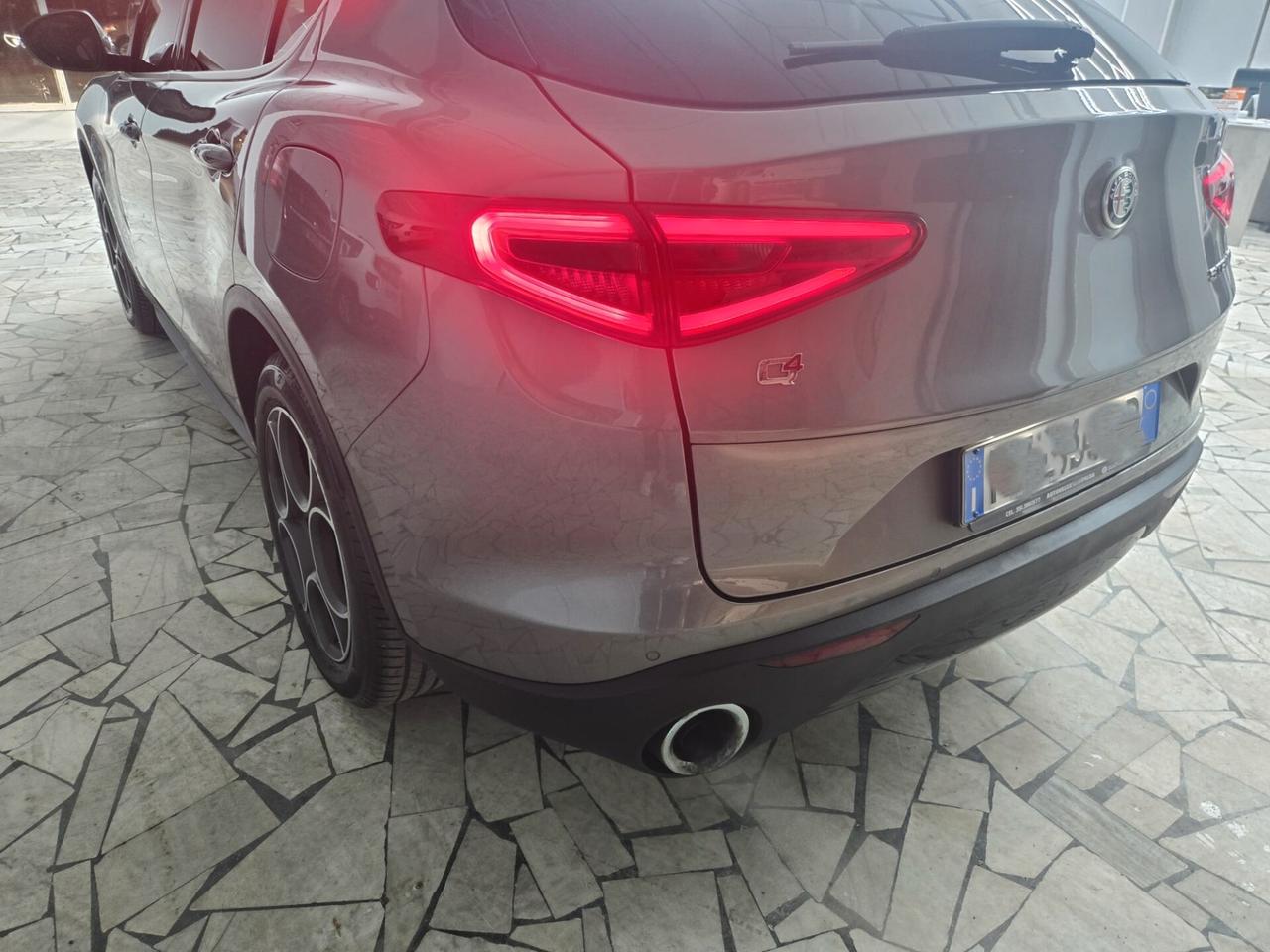 Alfa Romeo Stelvio 2.2 Turbodiesel 210 CV AT8 Q4 Executive