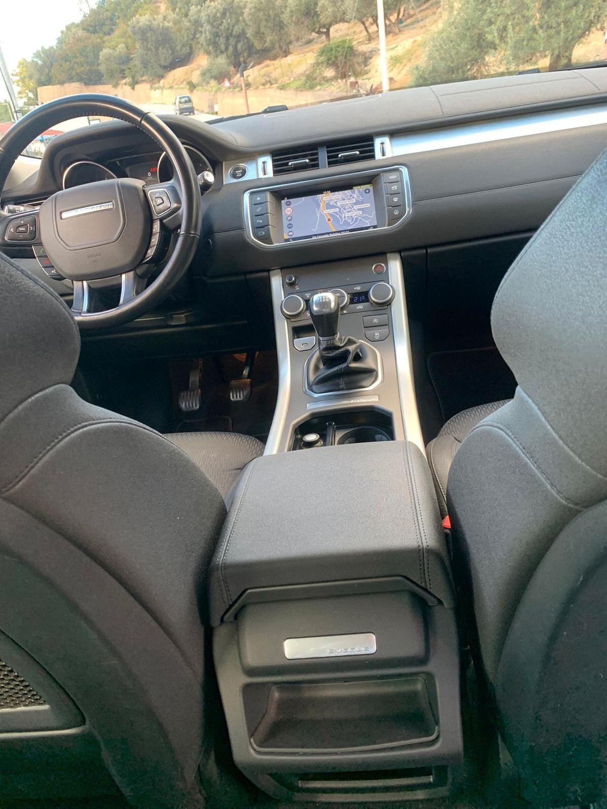 Land Rover Range Evoque 2.0 eD4 5p. Pure