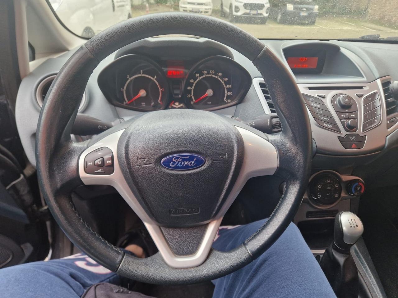 Ford Fiesta 1.6 TDCi 95 CV 5p. Titanium perfetto stato