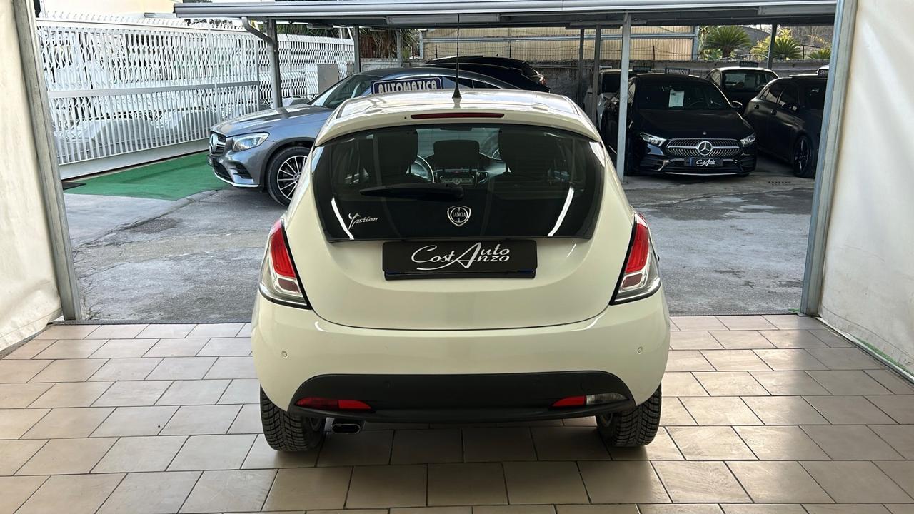 Lancia Ypsilon 0.9 TwinAir Automatica Platinum 2015