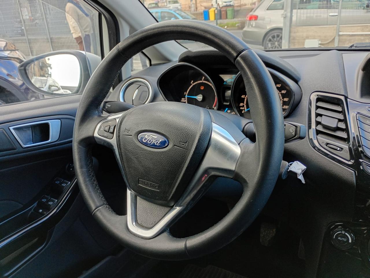 FORD FIESTA 1.5 DIESEL TITANIUM UNICOPROPRIETARIO