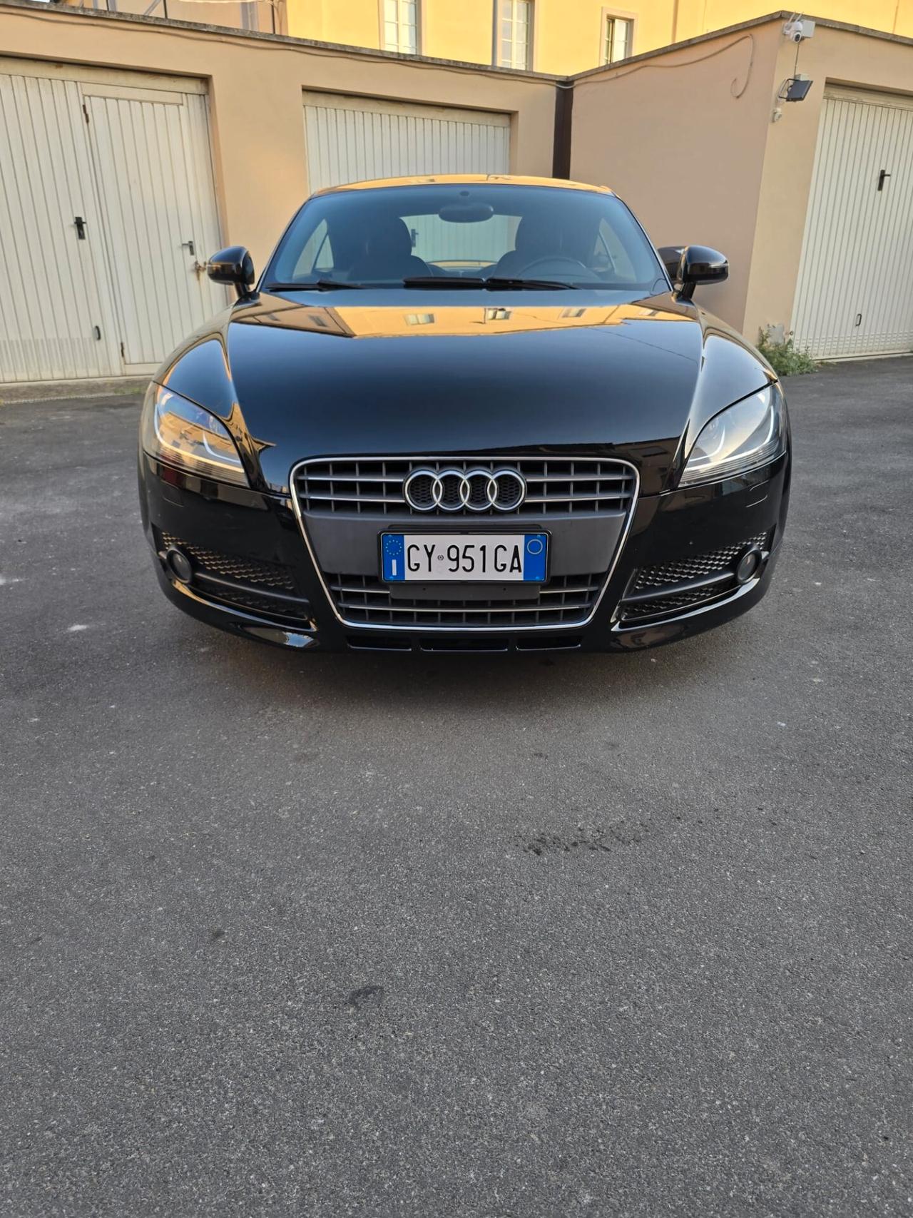 Audi TT Coupé 2.0 TFSI possibilita 12 mesi garanzia