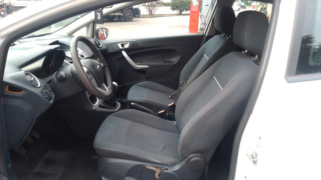 Ford Fiesta 1.2 60CV 3p. Tit. BZ GPL 2036 neop 13