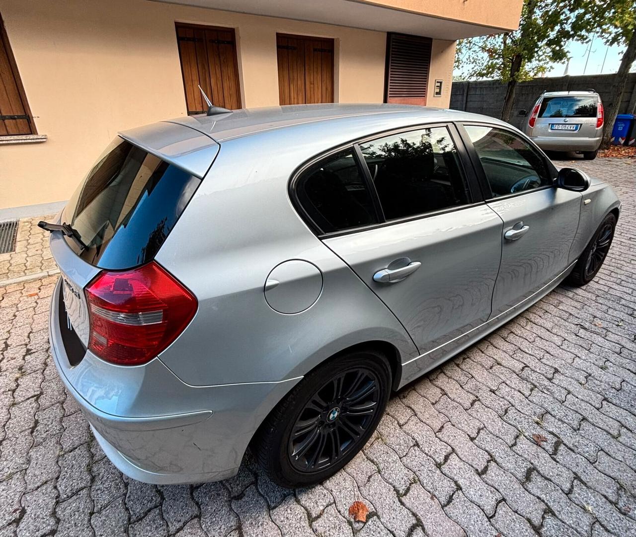 BMW serie 1 118D Futura 2000cc 143cv