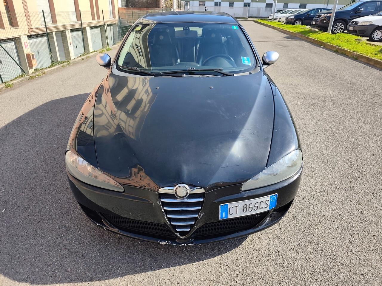 Alfa Romeo 147 1.9 JTD (115) 3 porte Exclusive