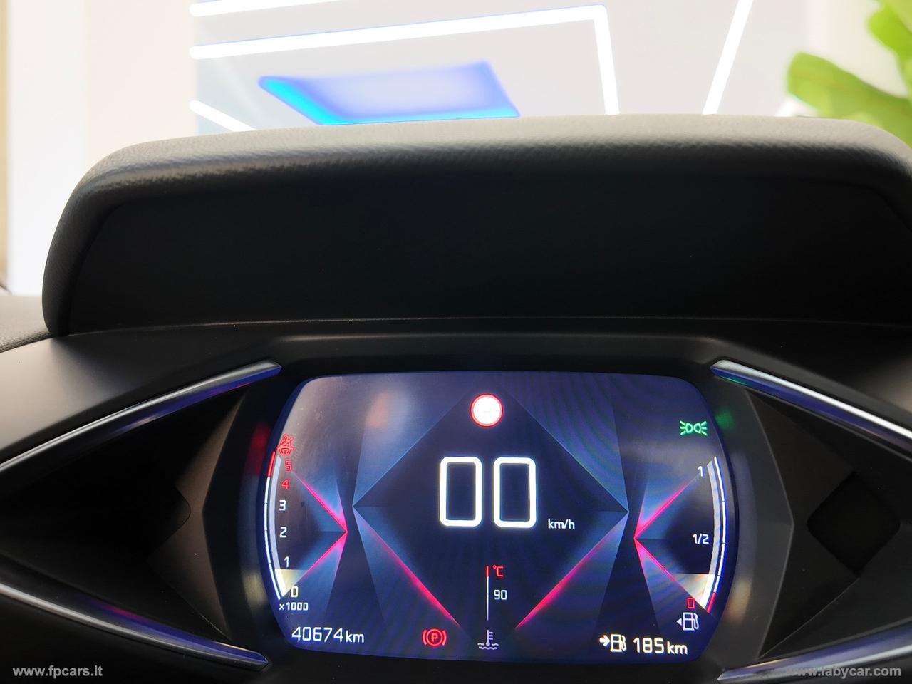 DS AUTOMOBILES DS 3 Crossback BlueHDi 110 PERFORMANCE LINE