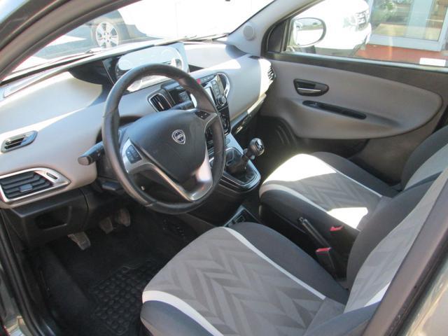 LANCIA Ypsilon 1.2 69 CV 5 porte GPL Ecochic Gold