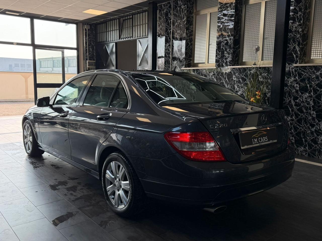 Mercedes-benz C 220 CDI BlueEFFICIENCY Avantgarde
