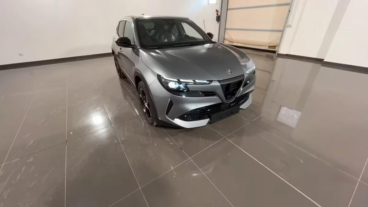 Alfa Romeo Junior 1.2 136 CV Hybrid eDCT6 Speciale KM0