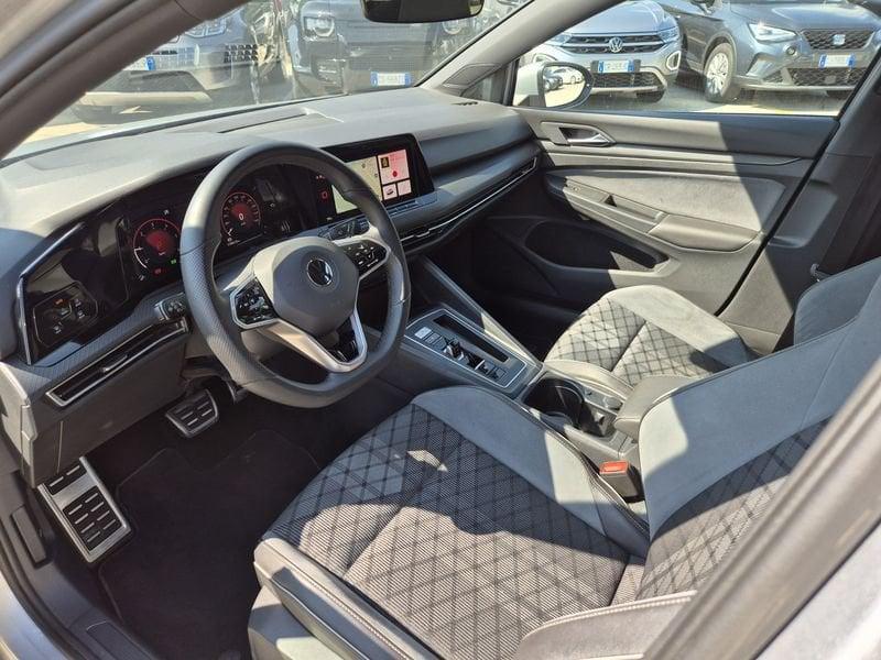 Volkswagen Golf 2.0 tdi R-Line 150cv dsg