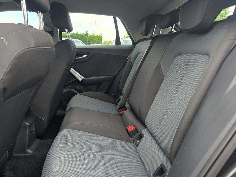 Audi Q2 1.6TDI 116CV STronic Design Black